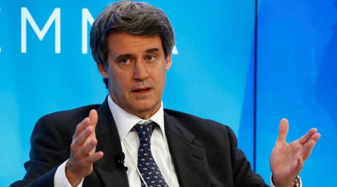 Bộ trưởng tài chính Argentina, ông Alfonso Prat-Gay - Ảnh: Reuters