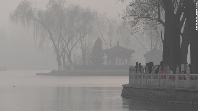 Vào ngày đầu năm mới, không khí ở Bắc Kinh ô nhiễm gấp 20 lần khuyến cáo của Tổ chức Y tế Thế giới - Ảnh: Getty