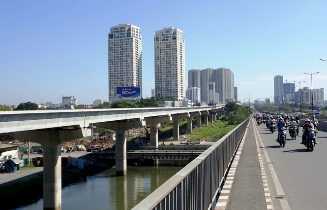Tuyến đường sắt đô thị TP.HCM từ cầu Sài Gòn đi quận 2, quận 9, quận Thủ Đức đạt chiều dài hơn 10km - Ảnh: LÊ PHAN
