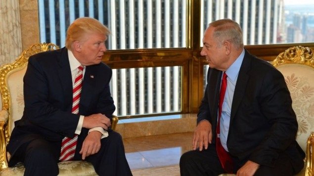 Thủ tướng Israel Benjamin Netanyahu gặp ông Donald Trump (lúc đó đang là ứng cử viên tổng thống Mỹ) tại tòa Trump Tower ở New York ngày 25-9-2016 - Ảnh: Kobi Gideon/GPO
