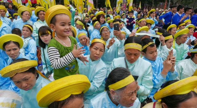 Người dân tham gia Lễ hội gò Đống Đa, Hà Nội -                Ảnh: Việt Dũng