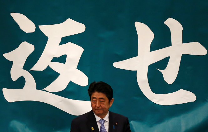 Thủ tướng Nhật Shinzo Abe dự lễ kỷ niệm Ngày Lãnh thổ phương bắc hôm 7-2 - Ảnh: Reuters
