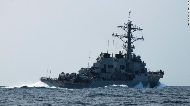 Tàu khu trục tên lửa dẫn đường USS Porter tại biển Đen hồi tháng 10-2015 - Ảnh: US NAVY