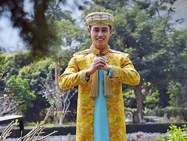 Nguyễn Tiến Đạt trong bộ trang phục truyền thống tại cuộc thi Nam vương Quốc tế - Ảnh: T.L.