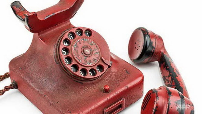 Chiếc điện thoại cá nhân của Adolf Hitler - Ảnh: AFP