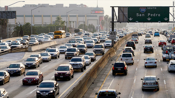 Los Angeles traffic has gotten worse as the city's economy has improved.