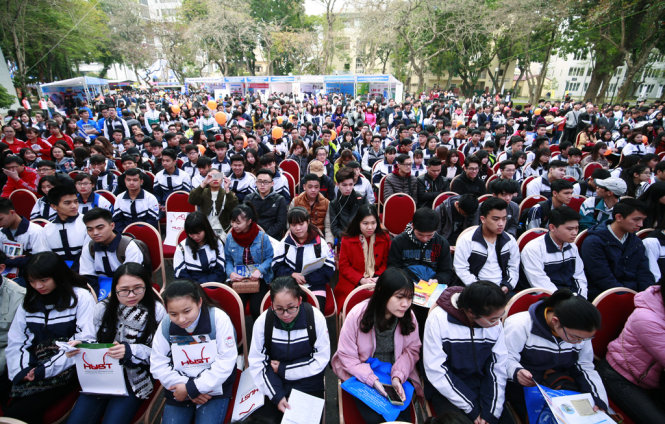 Hàng vạn học sinh, sinh viên đã có mặt tại ngày hội tư vấn - Ảnh: Nam Trần