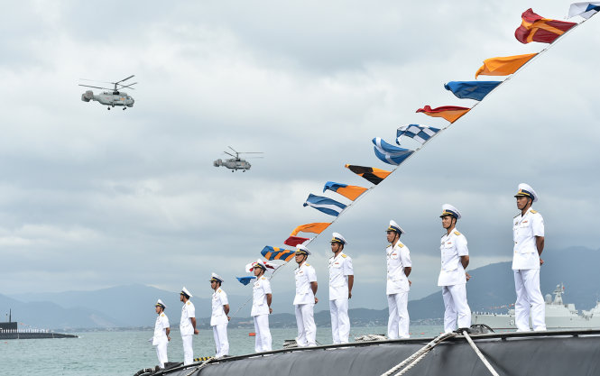 Lễ thượng cờ cho hai tàu ngầm Kilo Đà Nẵng và Bà Rịa-Vũng Tàu