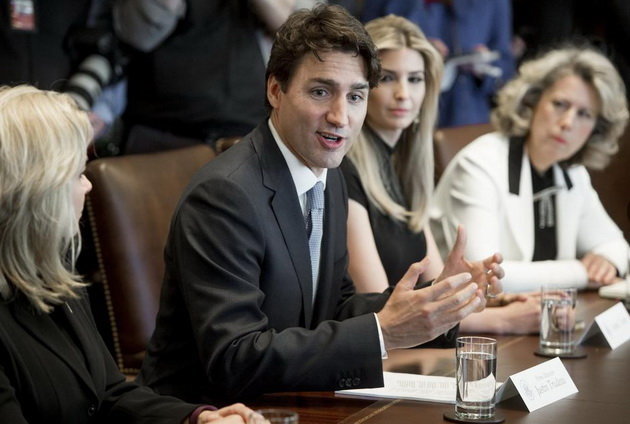Ông Trudeau thu hút ánh nhìn của phái đẹp không chỉ bởi đẹp trai mà còn nhờ sự lịch lãm, tài năng... - Ảnh: AFP