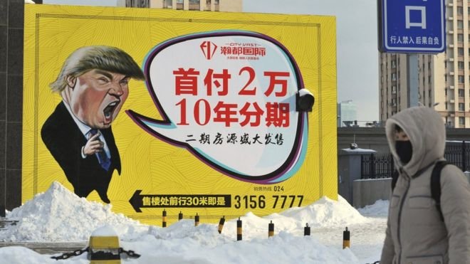 Một tấm bảng quảng cáo về dịch vụ kinh doanh của Trump Organization tại Trung Quốc - Ảnh: AP