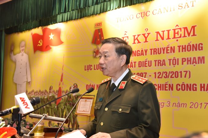 Bộ trưởng Tô Lâm phát biểu tại Lễ kỷ niệm - ẢNH: HUY HÀ (C47)