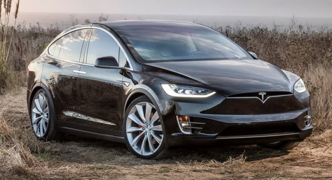 Siêu SUV chạy điện hạng sang Tesla Model X P100D có giá 140.000 USD, có khả năng tăng tốc 0-97 km/h trong 2,9 giây - Ảnh: Carscoops