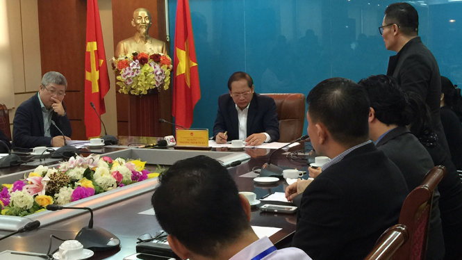 Bộ trưởng Trương Minh Tuấn 
chủ trì buổi làm việc với đại diện các nhãn hàng và công ty quảng cáo