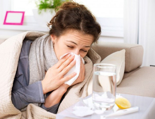 Tăng cường sức đề kháng hạn chế mắc cảm cúm khi giao mùa - Tuổi Trẻ Online