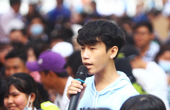 Em Đào Trung Kiên, học sinh lớp 12A1 Trường THPT Long Thạnh (TP Rạch Giá, Kiên Giang) đặt câu hỏi: 