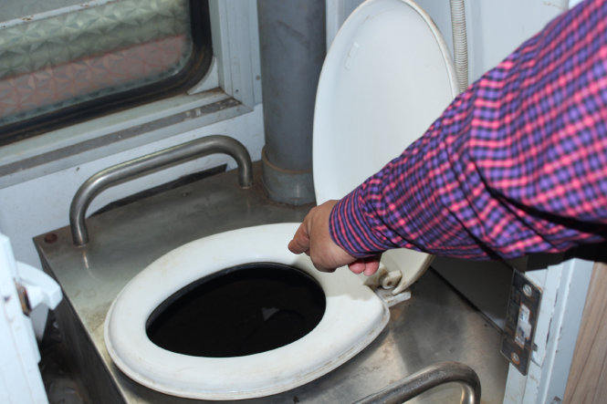 Theo công ty Chodai thiết bị vệ sinh bio-toilet  là một hệ thống xử lý chất thải sinh hoạt theo nguyên lý dạng khô - hoàn toàn không sử dụng nước- Ảnh: CHÍ TUỆ