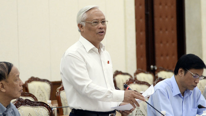 Ông Uông Chu Lưu, Phó chủ tịch Quốc hội Phát biểu tại buổi làm viêc với UBND TP.HCM thực hiện chính sách, pháp luật về cải cách tổ chức bộ máy hành chính nhà nước giai đoạn 2011-2016, chiều 27-03-2017 - Ảnh: Tự Trung
