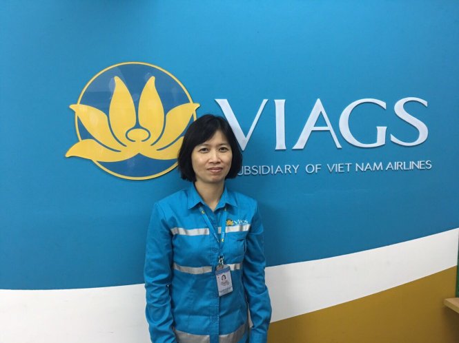 Chị Nguyễn Thị Hải Yến nhân viên VIAGS chi nhánh Nội Bài - công ty con chuyên cung cấp dịch vụ mặt đất của Vietnam Airlines). Ảnh:CTV