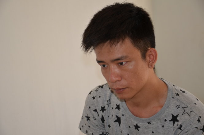 Đối tượng Cúng Hữu Thắng, 25 tuổi, HKTT tỉnh Bình Thuận tại cơ quan điều tra - Ảnh: Cơ quan công an cung cấp