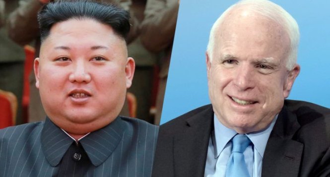 Nhà lãnh đạo CHDCND Triều Tiên Kim Jong un (trái) và thượng nghị sĩ Mỹ John McCain - Ảnh: AFP/Reuters