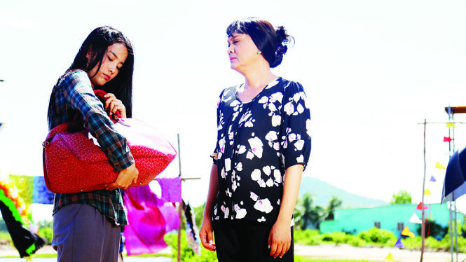 NSƯT Hữu Châu đã rút hết ruột gan và tình thương cho vai diễn cô đào Lệ Liễu trong Lô tô - Ảnh: ĐPCC