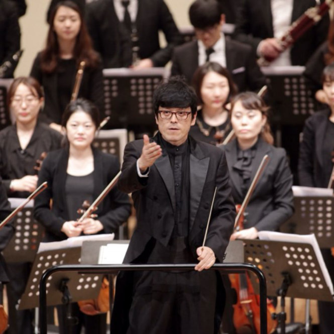 Nhạc trưởng Lim Jun Oh đến từ Hàn Quốc đã có hơn 700 chương trình hòa nhạc trên khắp thế giới