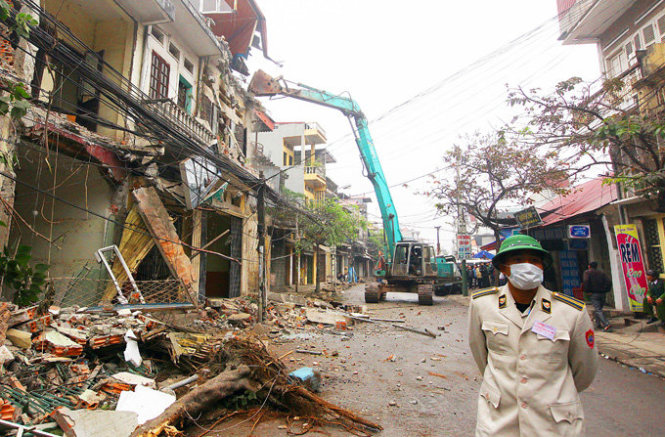Một vụ cưỡng chế, phá dỡ nhà tại quận Hoàng Mai, Hà Nội - Ảnh: Nguyễn Khánh
