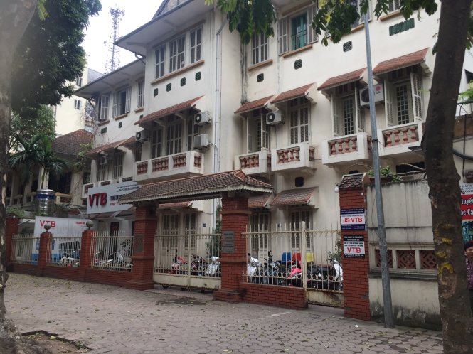 Căn nhà thuộc sở hữu nhà nước tại 15 Trần Hưng Đạo, quận Hoàn Kiếm, Hà Nội, hiện đang là trụ sở một công ty - Ảnh: Lâm Hoài