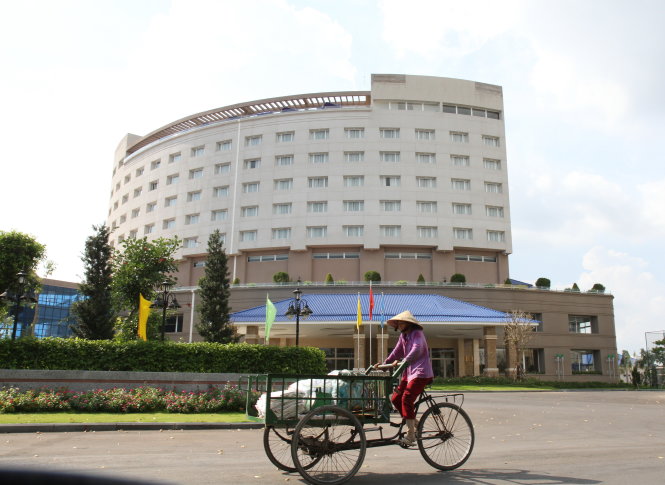 Khách sạn Mê Koong - Mỹ Tho (Tiền Giang) với phần lớn số vốn góp là của Công ty Xổ số kiến thiết Tiền Giang. Ảnh: V.TR
