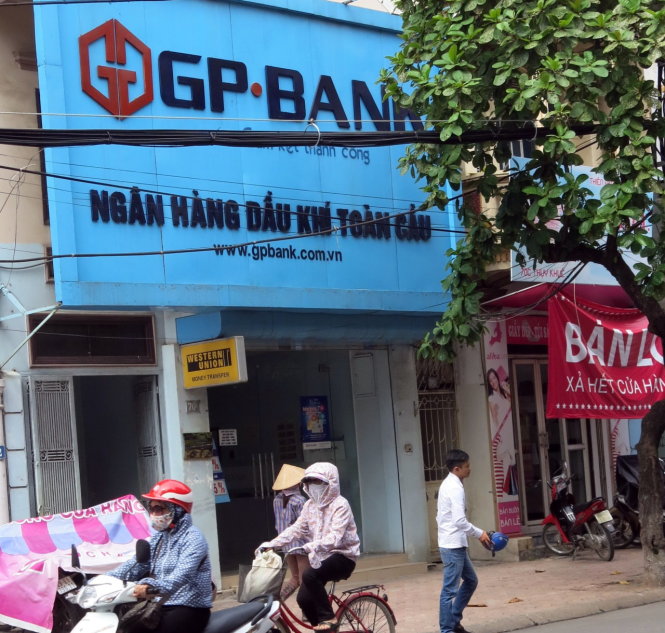 Ngân hàng GP Bank đã được Ngân hàng nhà nước mua lại với giá 0 đồng. Ảnh tư liệu Tuổi trẻ.