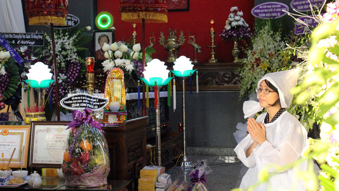 Con gái bà Thu Vân - chị Nguyễn Thu Thủy đã tâm sự với Tuổi Trẻ trong niềm tiếc thương - Ảnh: Đỗ Trường