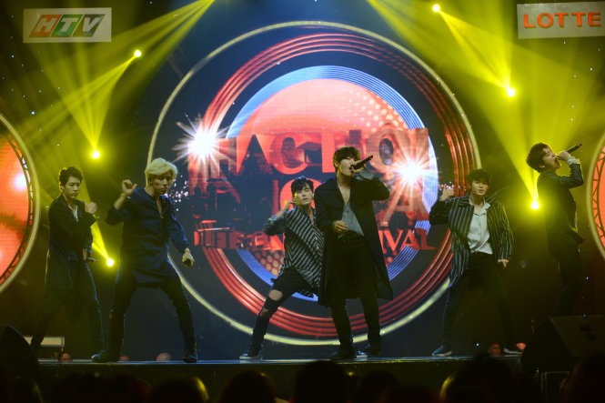 Các chàng trai Infinite đã làm khán phòng đêm chung kết Nhạc hội ngôi sao 
