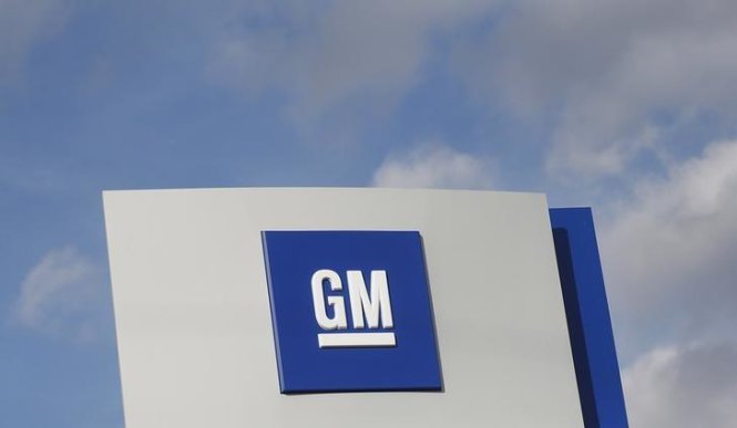 Logo của hãng General Motors tại Warren, bang Michigan, Mỹ - Ảnh: Reuters