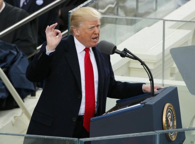 Ông Trump phát biểu trong lễ nhậm chức tổng thống thứ 45 của nước Mỹ ngày 20-1 năm nay - Ảnh: Reuters