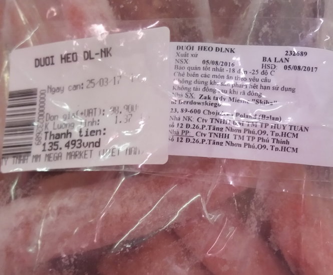 Đuôi lợn nhập khẩu Ba Lan được bày bán ở siêu thị Metro (Hà Đông - Hà Nội) - Ảnh LÊ THANH
