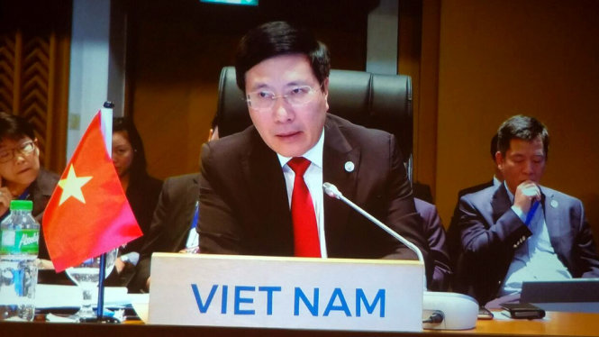 Phó Thủ tướng, Bộ trưởng Ngoại giao Phạm Bình Minh phát biểu tại Hội nghị Ngoại trưởng ASEAN tại Manila sáng 28-4 - Ảnh: chụp màn hình