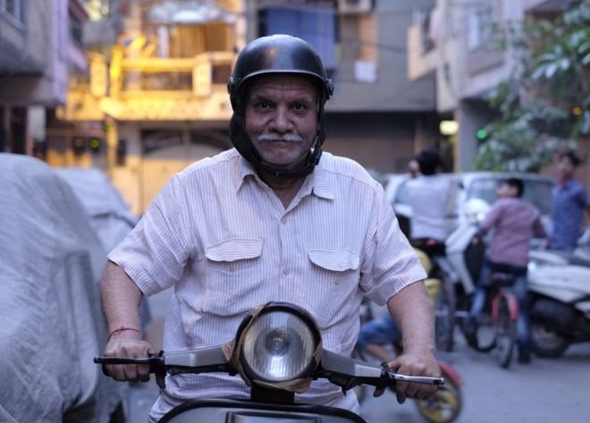 Ông Valid đã giúp đỡ các nạn nhân gặp tai nạn giao thông trong hơn 3 thập kỷ qua - Ảnh: Mansi Thapliyal