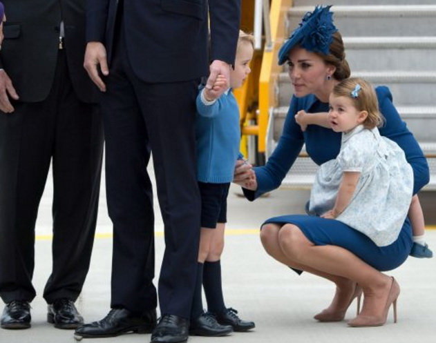 Tiểu công chúa Charlotte và gia đình trong chuyến công du Canada năm 2016   - Ảnh: Canadian Press