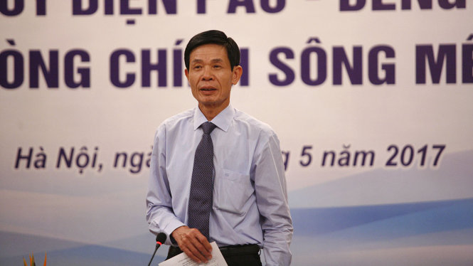 thứ trưởng Bộ TN-MT Chu Phạm Ngọc Hiển cho biết các số liệu, đánh giá tác động từ thuỷ điện Pắc-Beng còn rất sơ sài, không đầy đủ - Ảnh: Nam Trần