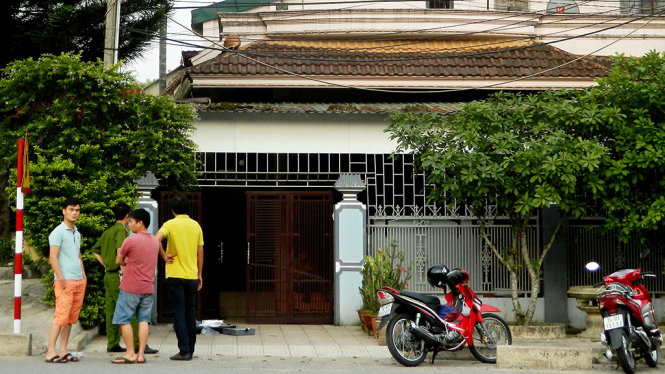 Nhà riêng của ông Quỳ, nơi vừa bị trộm đột nhập - Ảnh: QUỐC NAM