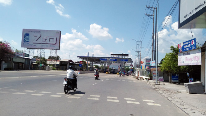 Trạm thu phí T2 đặt ở vị trí khiến nhiều người dân, doanh nghiệp di chuyển từ An Giang qua QL80 về Kiên Giang bức xúc - Ảnh: H. Nguyễn