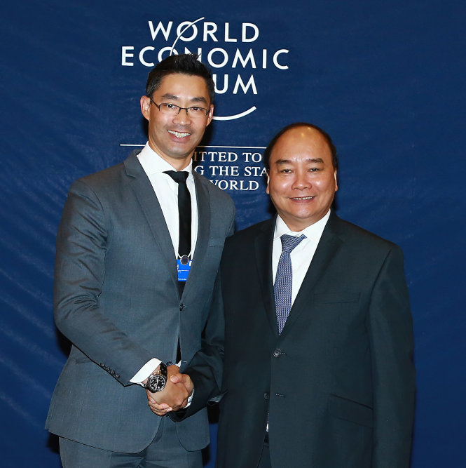 Thủ tướng Nguyễn Xuân Phúc tiếp ông Philipp Roesler, giám đốc điều hành Diễn đàn kinh tế thế giới (WEF) - Ảnh: TTXVN