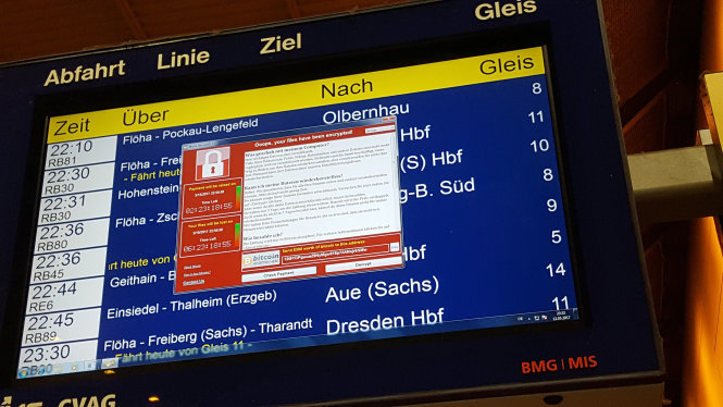 Màn hình thông báo tại một nhà ga xe lửa ở chemnitz (Đức) bị tin tặc tấn công - Ảnh: AFP