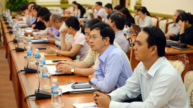 Doanh nghiệp tại đầu cầu TPHCM trong buổi hội nghị trực tuyến Thủ tướng Chính phủ với doanh nghiệp năm 2017 với chủ đề Đồng hành cùng doanh nghiệp sáng 17-05 - Ảnh: Quang Định