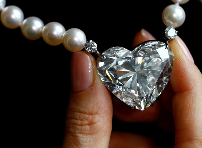Viên kim cương được giới chuyên gia đánh giá là không tì vết - Ảnh: Reuters