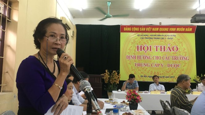 Bà Đào Thị Ngọc, đại diện Trường trung cấp Phương Nam, phát biểu tại hội thảo - Ảnh: Vĩnh Hà