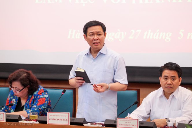 Phó thủ tướng Vương Đình Huệ phát biểu tại cuộc làm việc - ẢNH: NGUYỄN KHÁNH