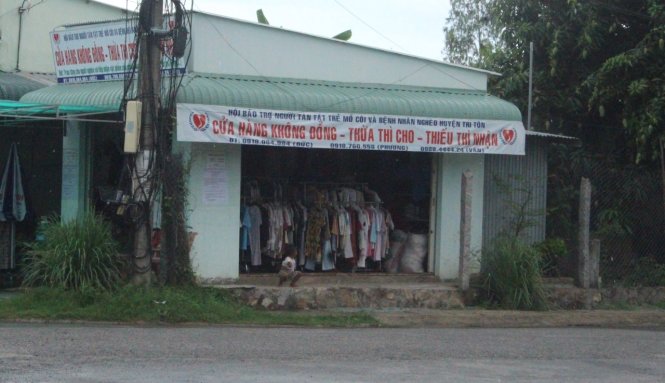 Cửa hàng không đồng ở thị trấn Tri Tôn (tỉnh An Giang) -  Ảnh: Tiến Trình