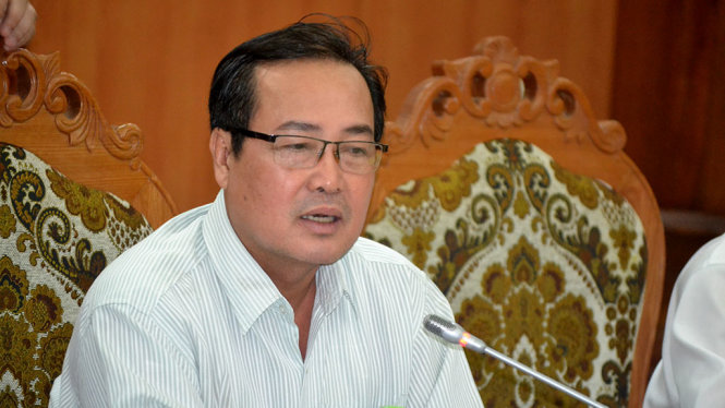 Ông Huỳnh Khánh Toàn - phó chủ tịch UBND tỉnh Quảng Nam trả lời tại buổi họp báo - Ảnh: LÊ TRUNG