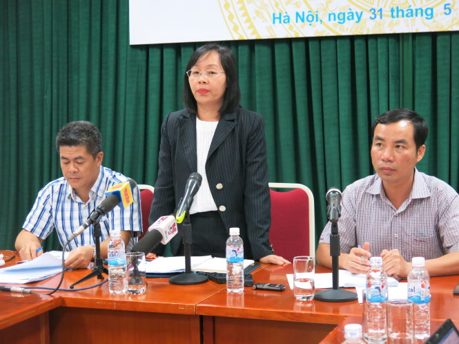 Bà Nguyễn Xuân Thảo, Phó cục trưởng cục quản lý nợ và tài chính đối ngoại, Bộ Tài chính, cho biết VN sẽ phải chịu mức vay ODA cao từ tháng 7 tới - ẢNH: LÊ THANH